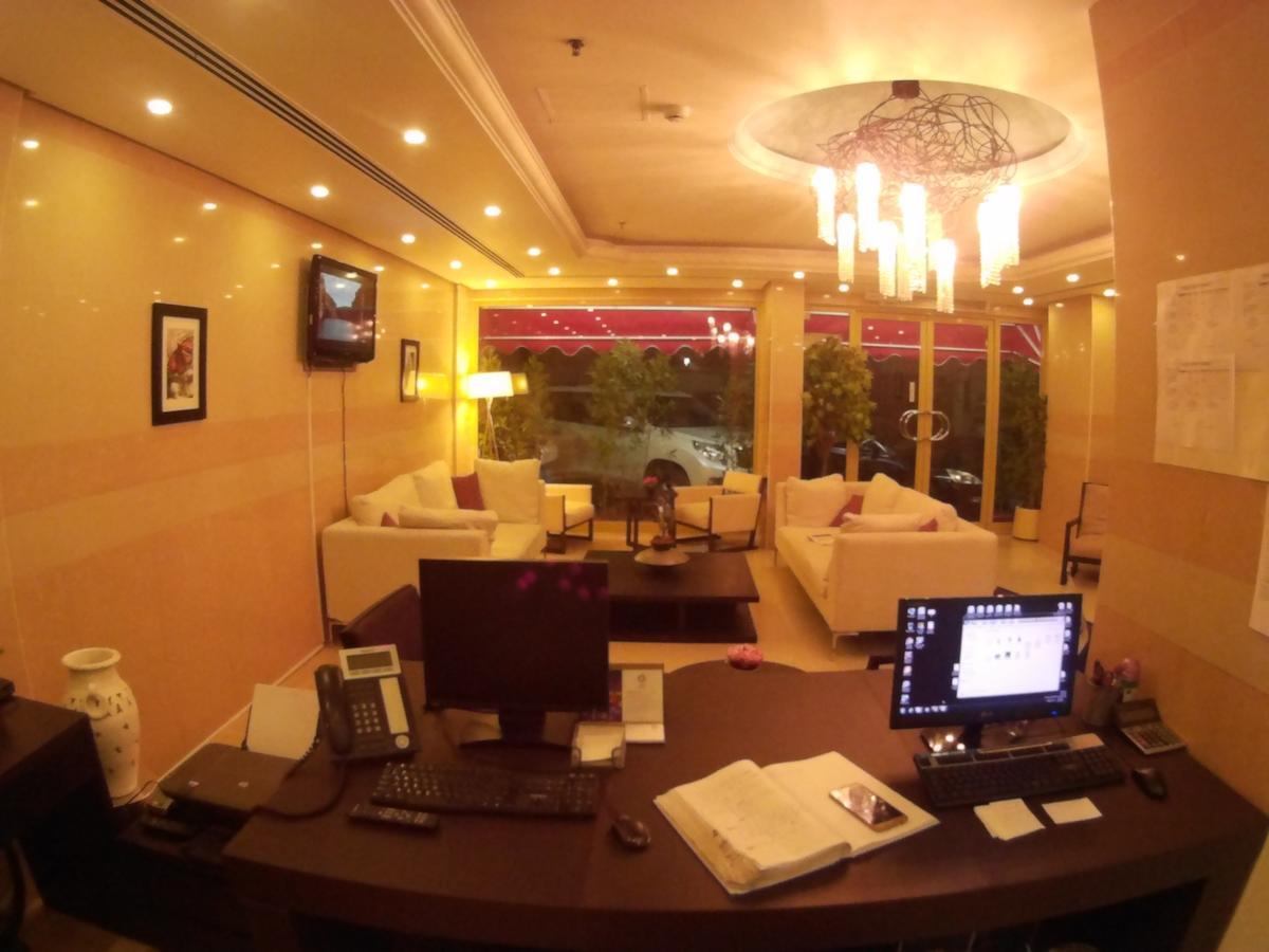 Wardah Hotel Apartments 샤르자 외부 사진